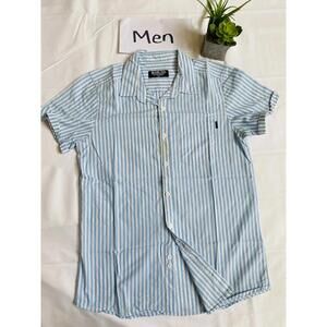 Hang Ten Men’s Light Blue and White Striped Short Sleeve Shirt Size Small